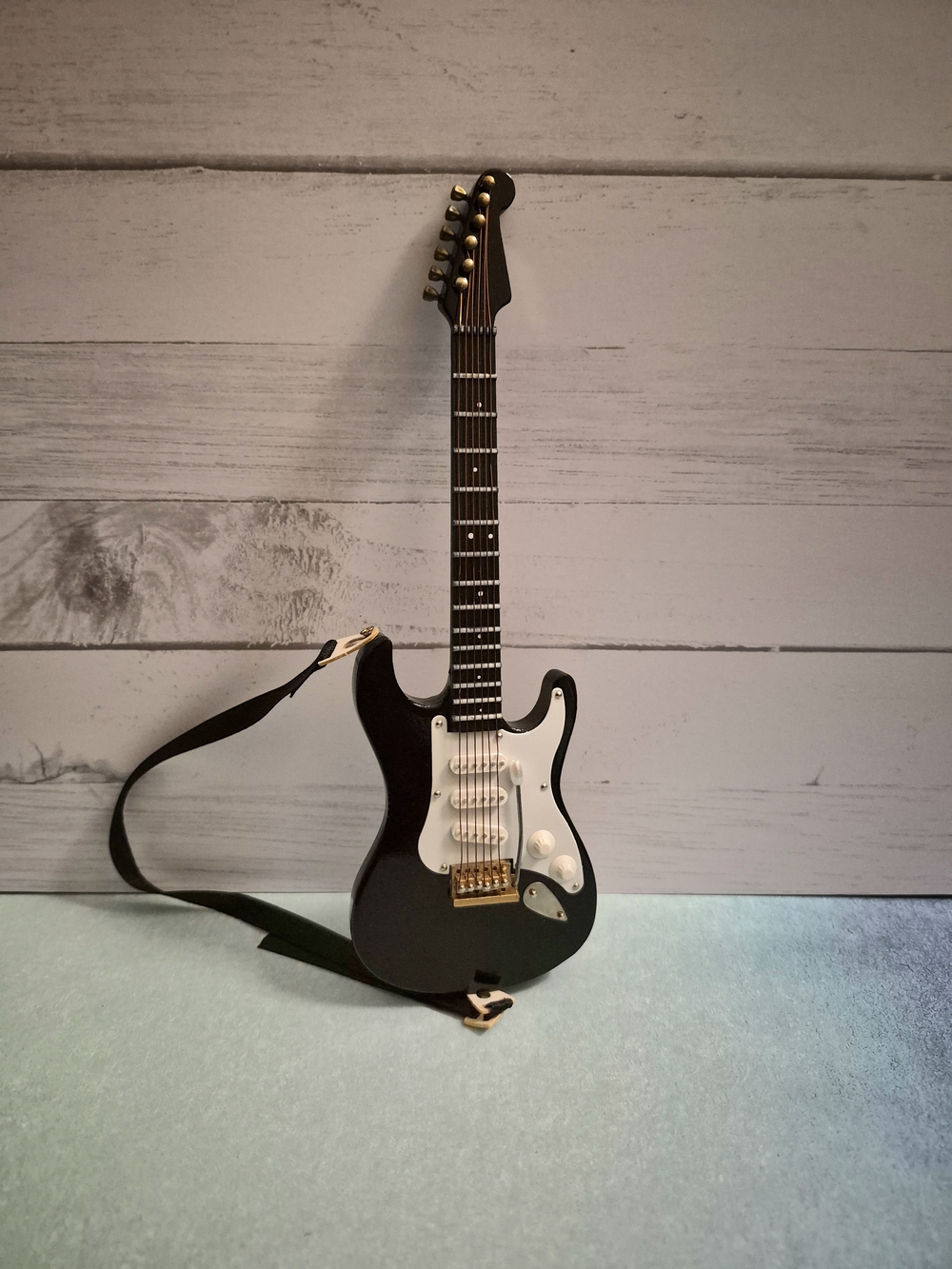 1/6 Scale Guitar Model for 12" Figure Scene Accessories